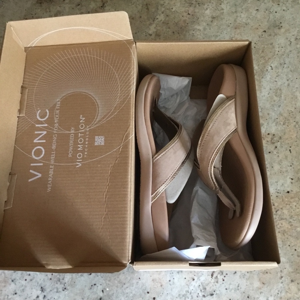 NEW Vionic Tava Suede Desert Sand Thong Sandals - Picture 12 of 12
